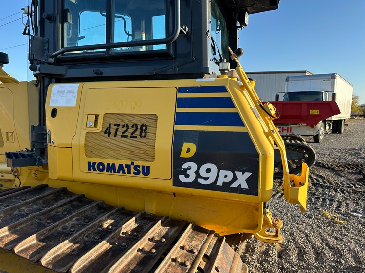 #32837-•-komatsu-39px-crawler-dozer-km10d130kka096648-image-23