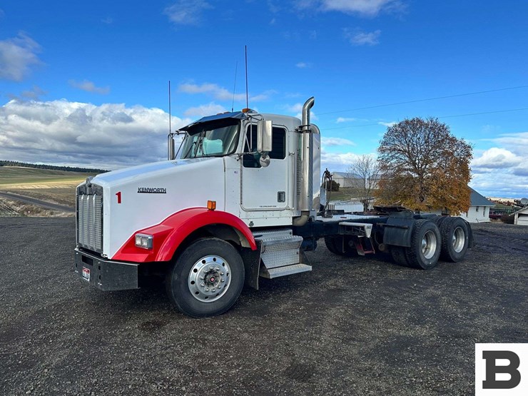 1999-kenworth-t800-image-1