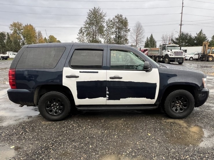 2014-chevrolet-tahoe-image-3