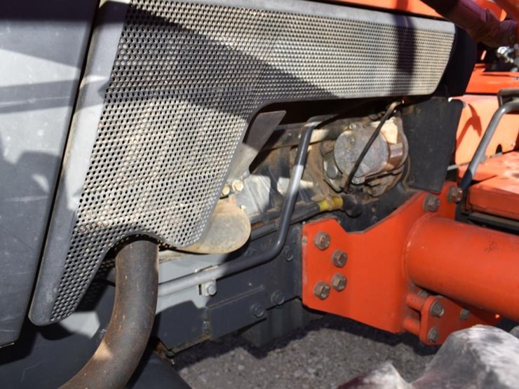 kubota-la463-image-12