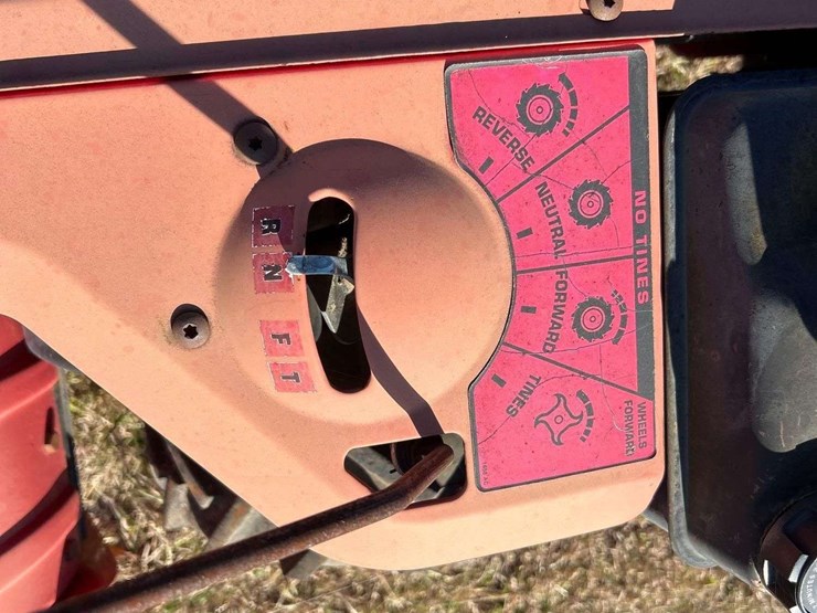 yard-machines-tiller-image-7