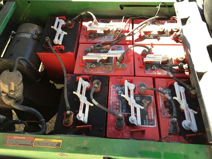 2012-john-deere-gator-image-8