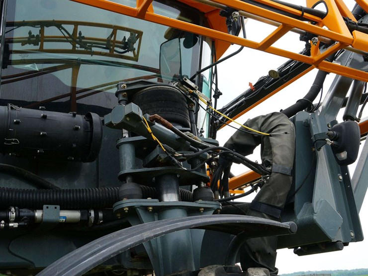 hagie-sts12-image-35