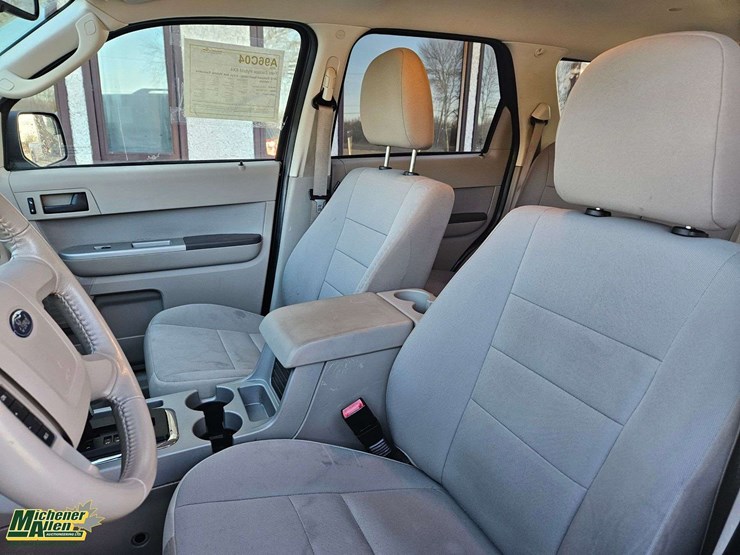 2012-ford-escape-hybrid-image-25