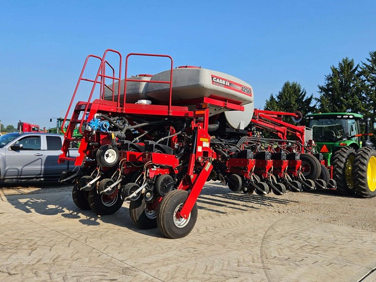 case-1250-early-riser-planter-image-4