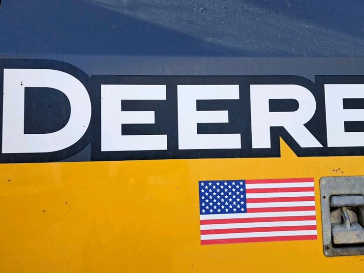 2018-deere-544k-image-27