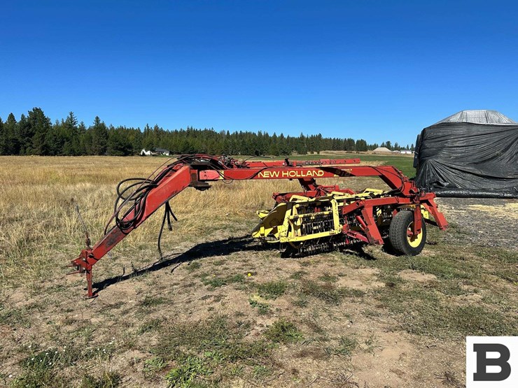 new-holland-216-image-1