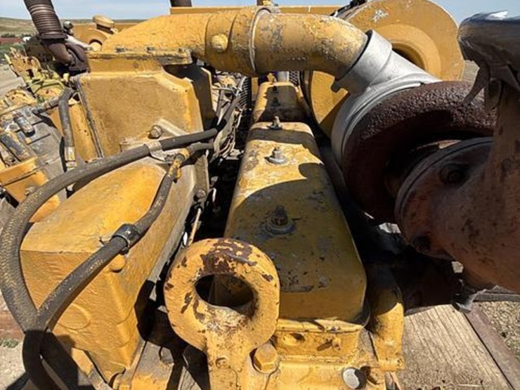 caterpillar-d353-image-6