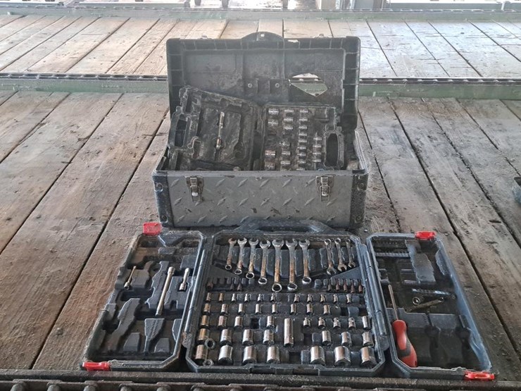 #106-•-socket-set-and-tools-image-1