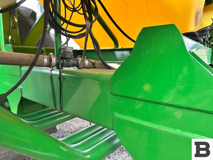 john-deere-1910-image-39