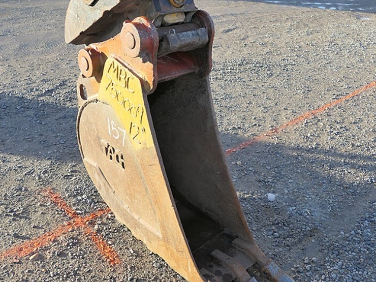 2017-kubota-kx080-image-2