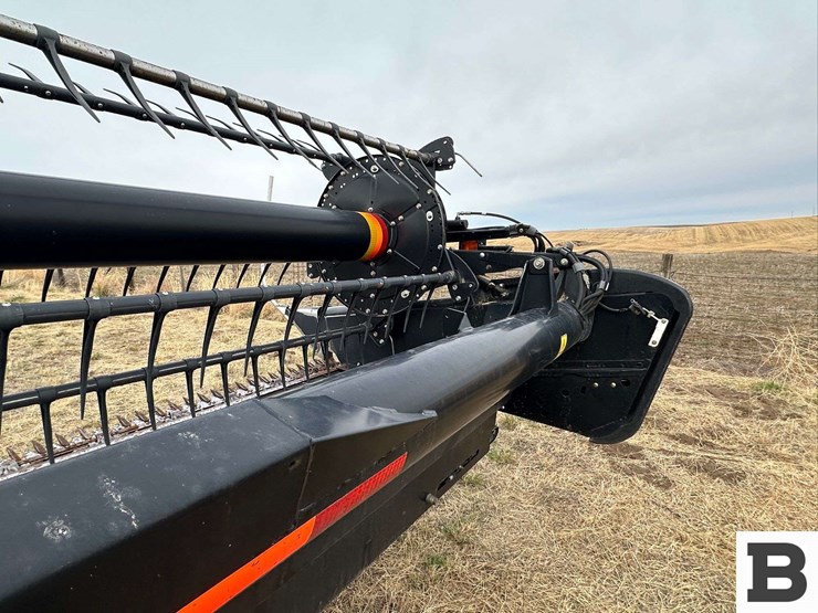 2010-mac-don-d50-image-12