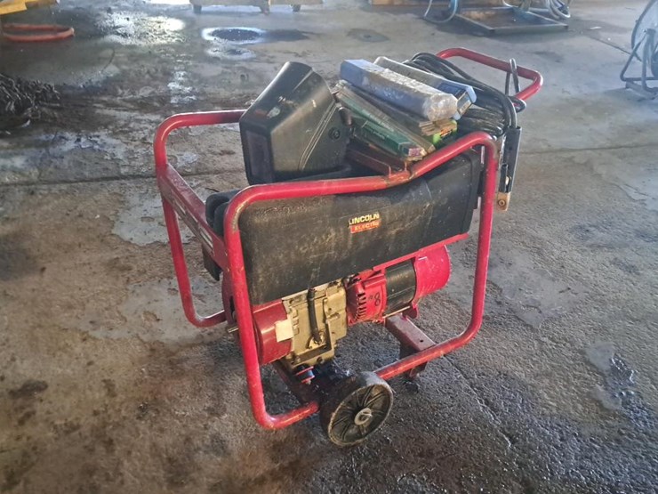 #300-•-lincoln-welder-image-3