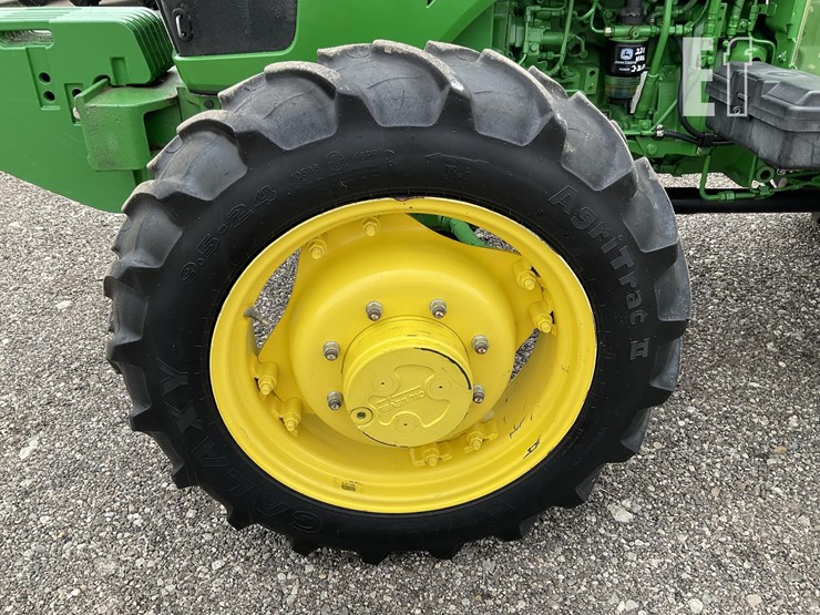 2021-john-deere-5055e-image-14