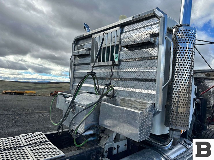 2000-kenworth-t800-image-56