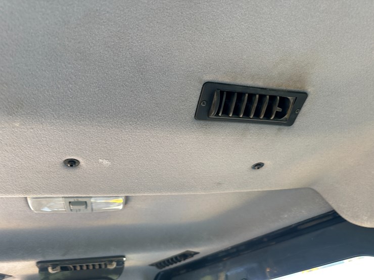 #32837-•-komatsu-39px-crawler-dozer-km10d130kka096648-image-64