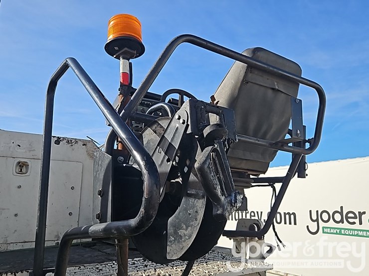 2014-caterpillar-ap-1000e-image-30