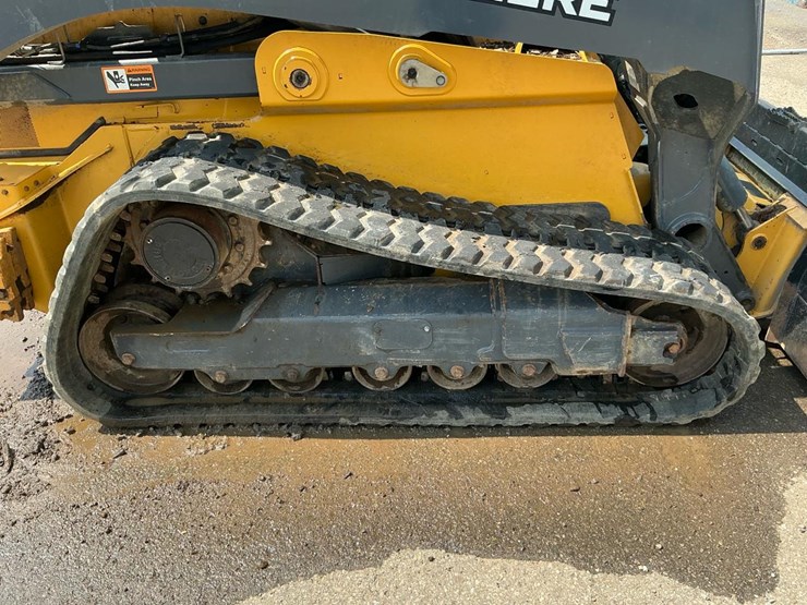 2019-deere-333g-image-16