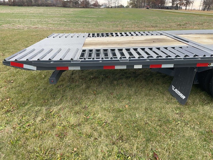 lamar-36’-gooseneck-trailer-image-23