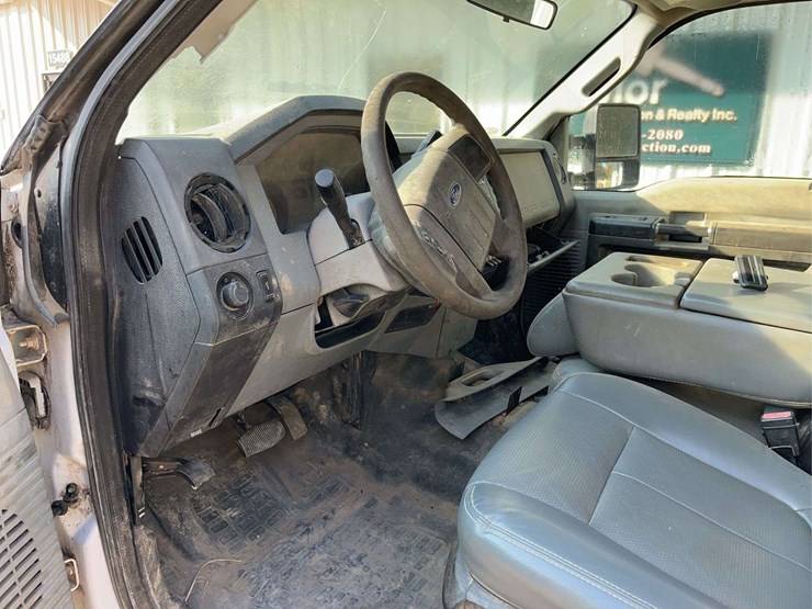 2012-ford-f350-image-4