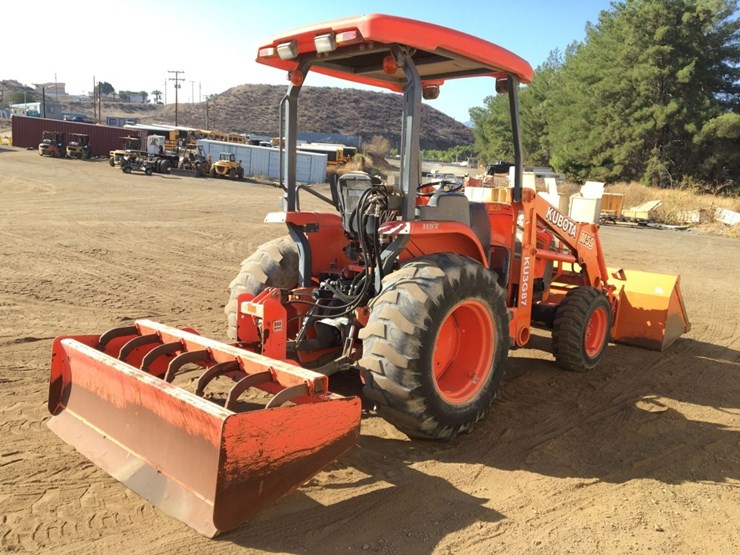 2014-kubota-m59-image-3