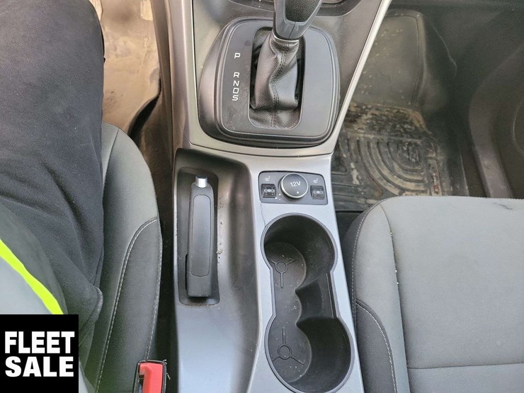 2016-ford-escape-image-16