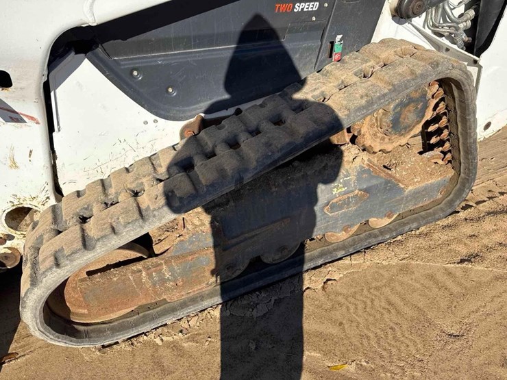 2024-bobcat-t76-image-9