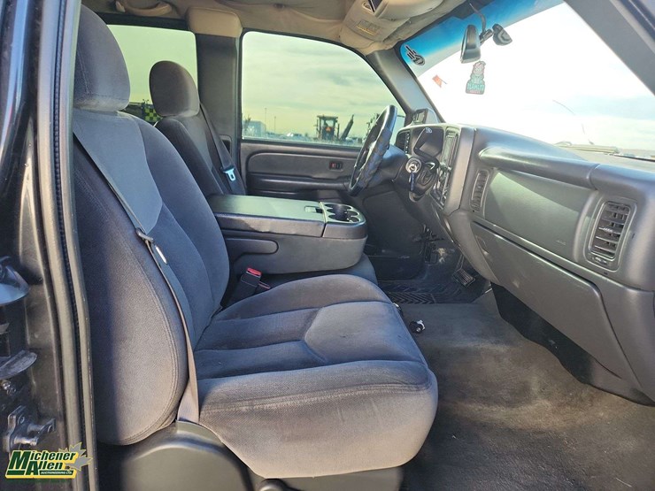 2003-gmc-sierra-1500-image-17