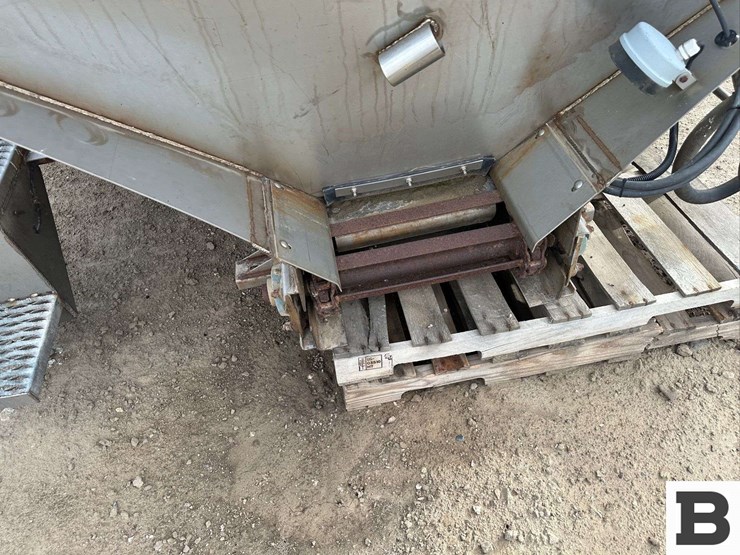 monroe-00012745-snow-and-ice-sander-box---kennewick,-wa-image-18