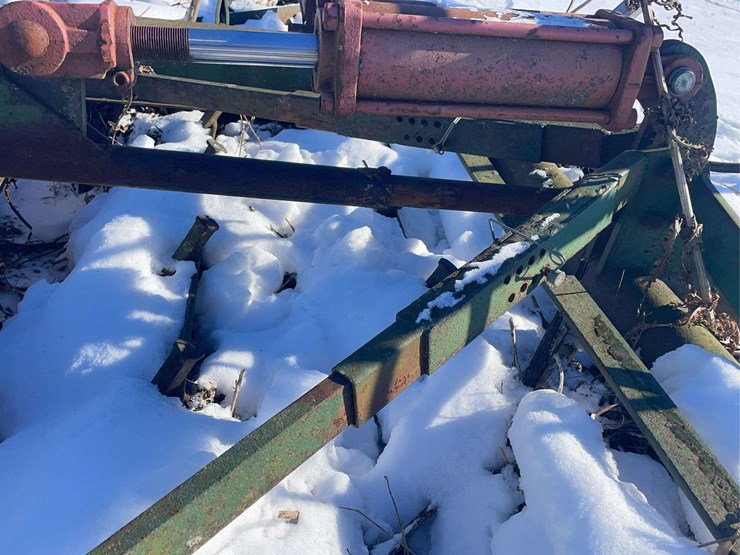 unverferth-28ft-harogator-image-11