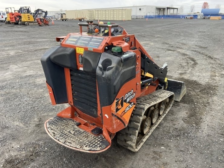 2021-ditch-witch-sk800-image-5