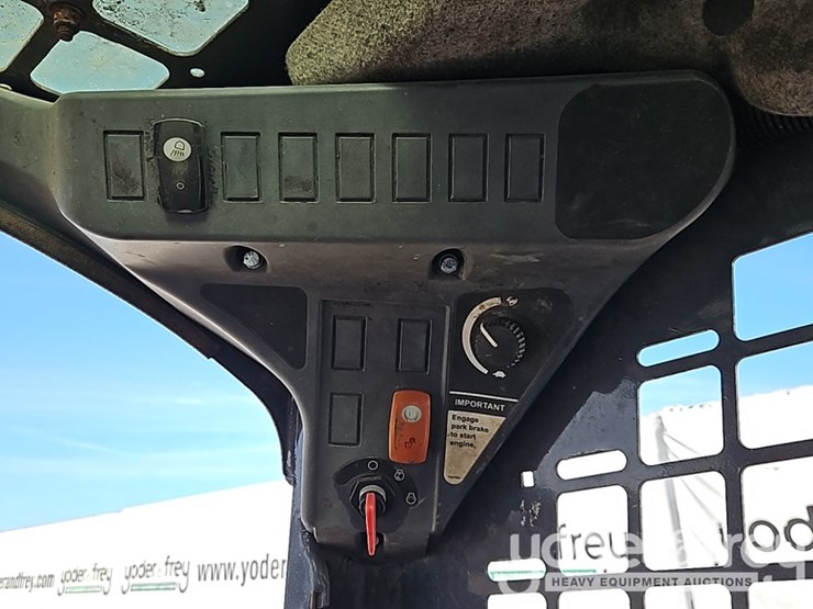 2019-deere-314g-image-21