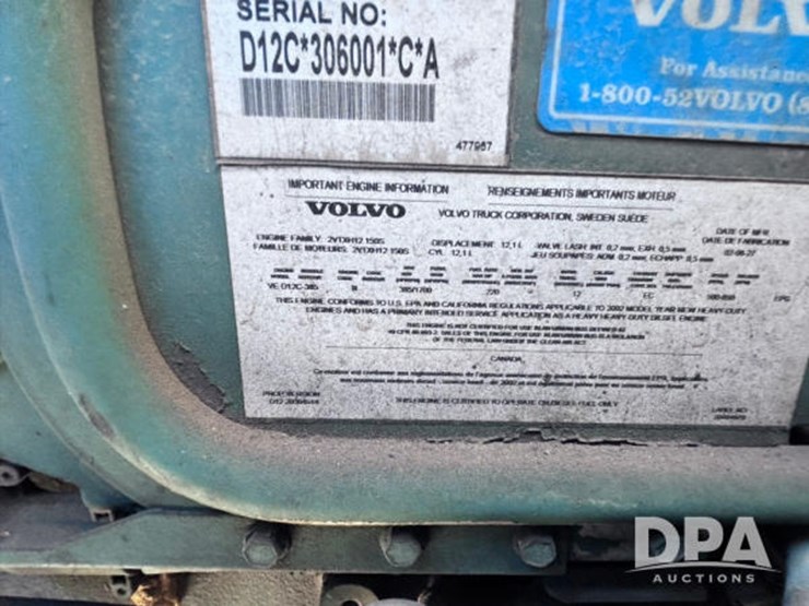 2003-volvo-10-image-77