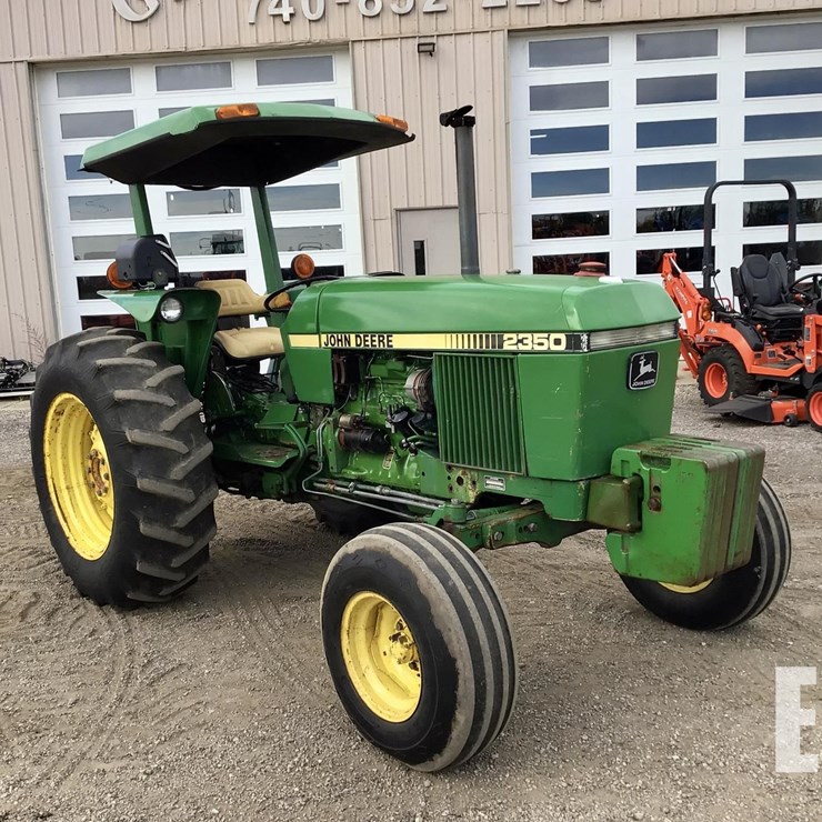 1985 JOHN DEERE 2350