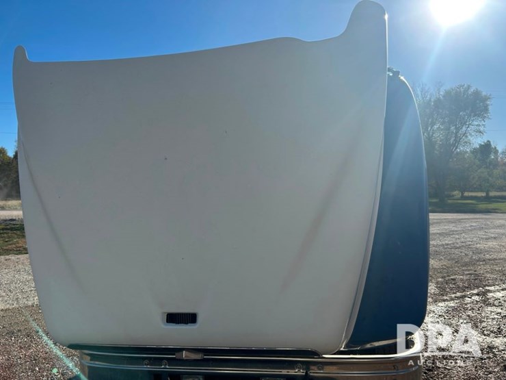 2004-international-9200i-image-38