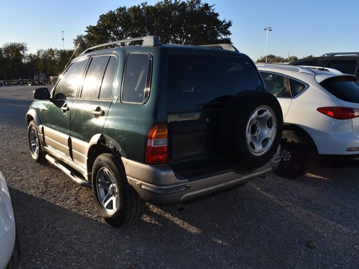 2001-suzuki-grand-vitara-image-4