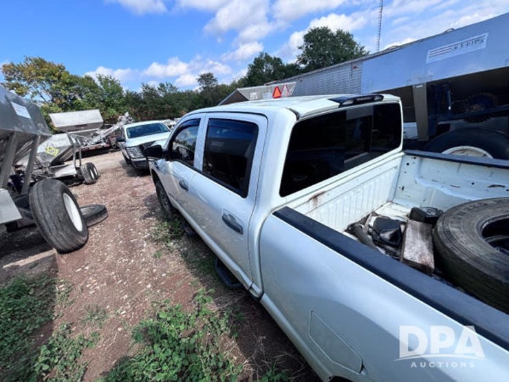 2018-nissan-titan-image-10