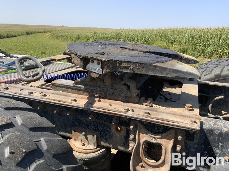 2002-caterpillar-c15-image-9