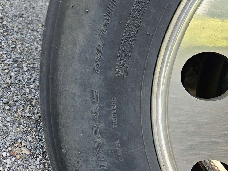 2019-kenworth-t880-image-12