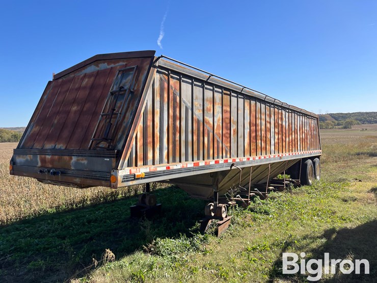 1952-shop-built-trailer-image-1