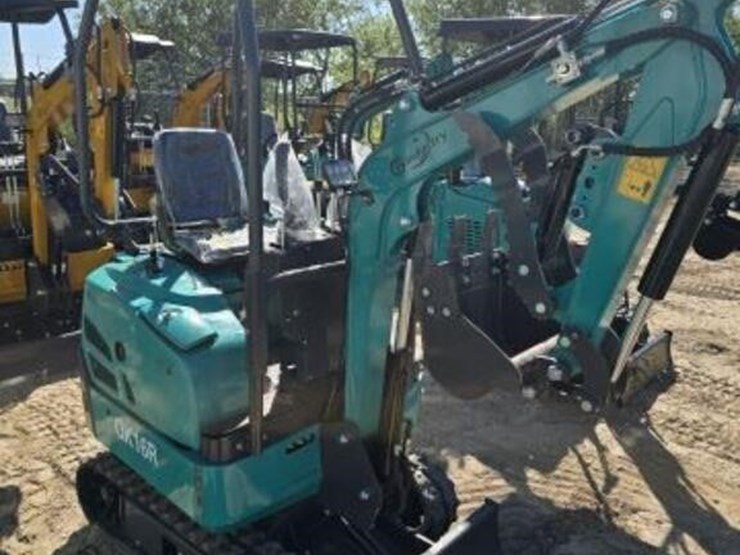 cfg-mini-excavator-qk16r-w-hydraulic-thumb-image-2