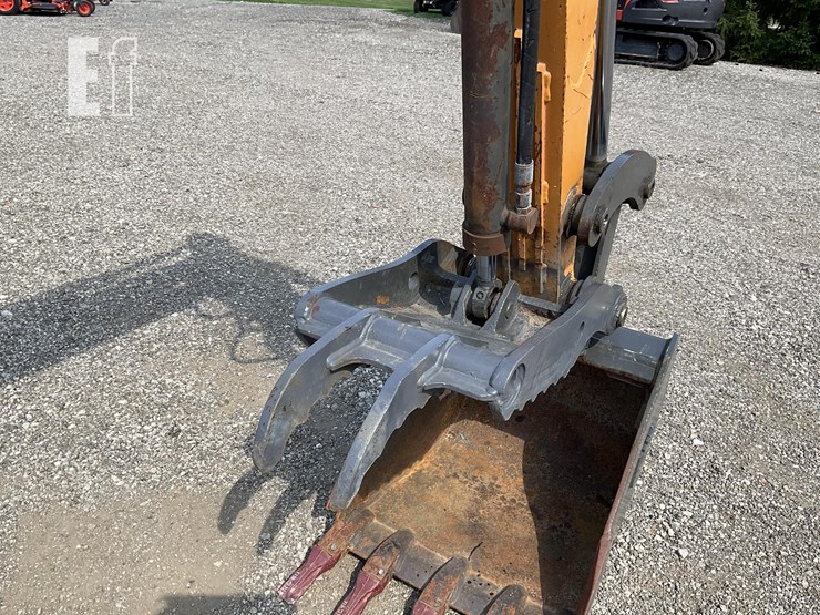 2018-case-cx57c-image-9