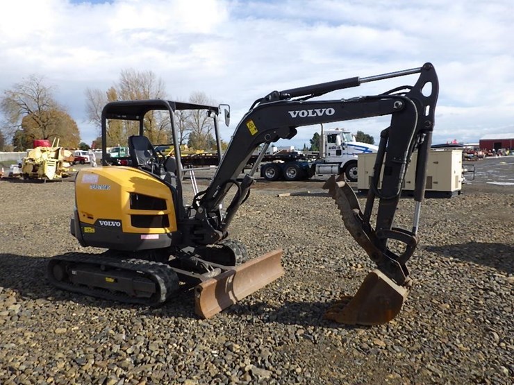 volvo-ecr40d-image-2