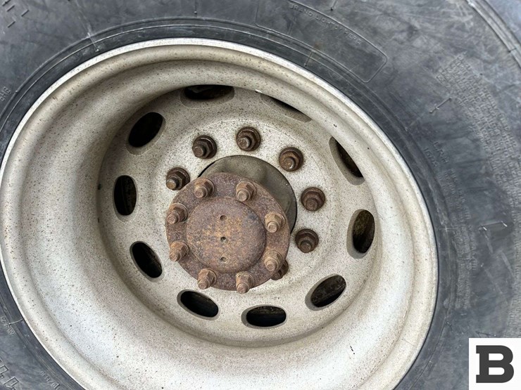 2008-peterbilt-386-image-46