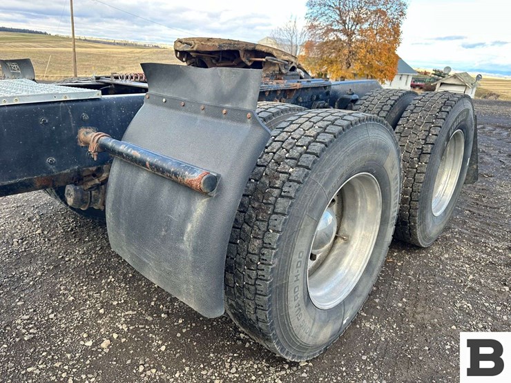 1999-kenworth-t800-image-41