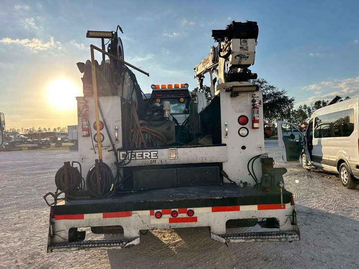 2011-international-workstar-7400-image-27