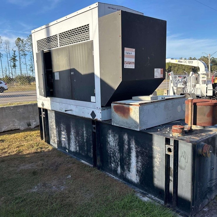 2005 Detroit Diesel 100DSEJB 138kVA 3-Phase Diesel Generator