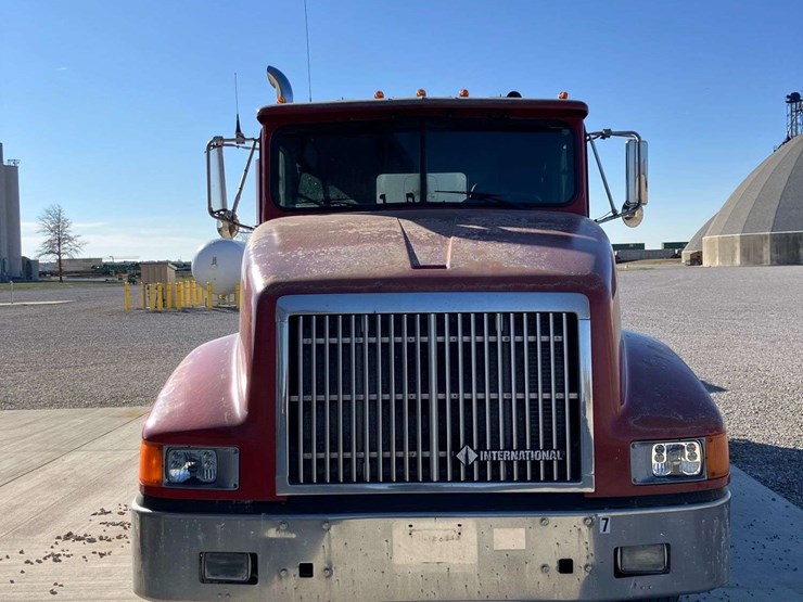 1994-international-9400-image-4