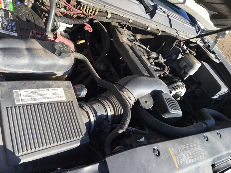 2007-chevrolet-tahoe-image-10