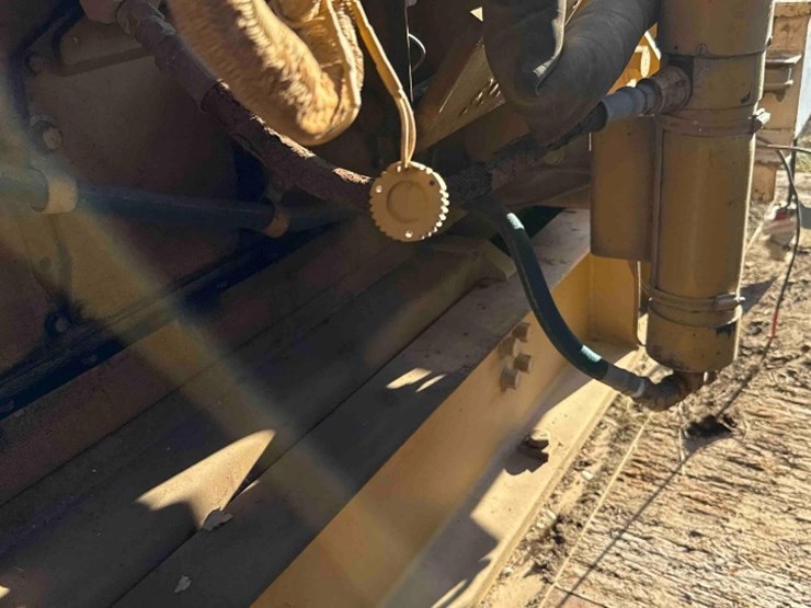 2001-caterpillar-3508-image-19